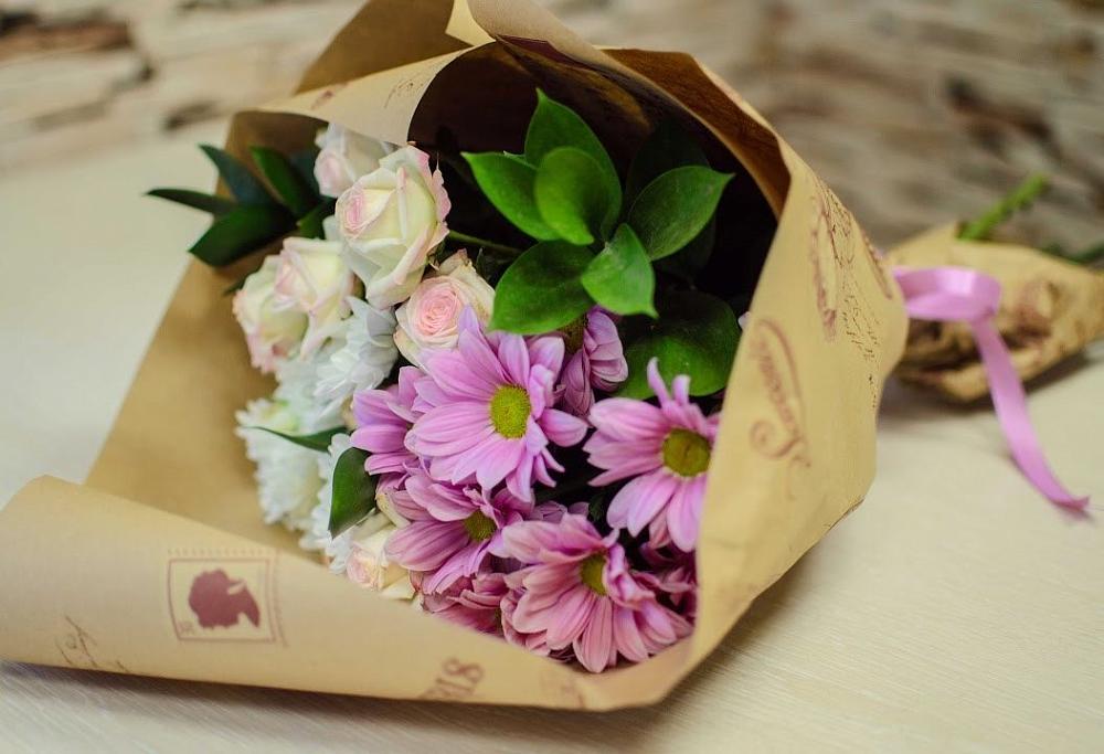 Букет цветов из: Розы и Хризантемы в Еремизино-Борисовской