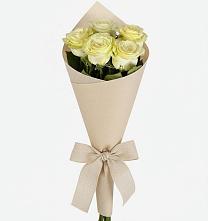 Букет цветов из:  Розы в Еремизино-Борисовской