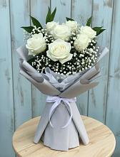 Букет цветов из:  Розы в Еремизино-Борисовской
