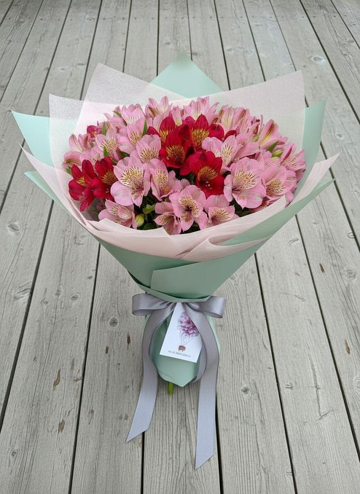 Букет цветов из: Альстромерии в Еремизино-Борисовской