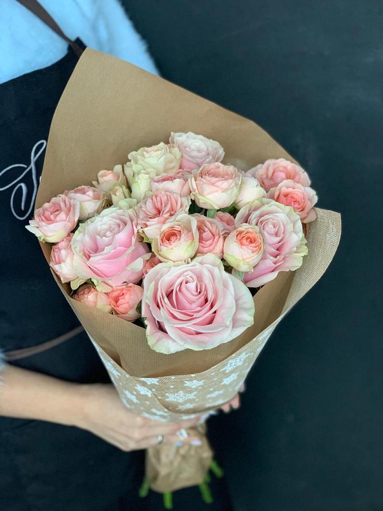 Букет цветов из: Хризантемы и Розы в Еремизино-Борисовской