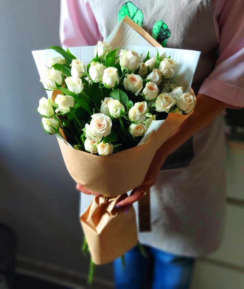 Букет цветов из: Розы в Еремизино-Борисовской