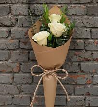 Букет цветов из:  Розы в Еремизино-Борисовской