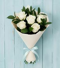 Букет цветов из:  Розы в Еремизино-Борисовской