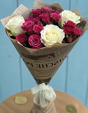 Букет цветов из:  Розы в Еремизино-Борисовской