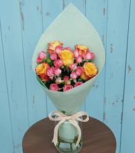 Букет цветов из:  Розы в Еремизино-Борисовской