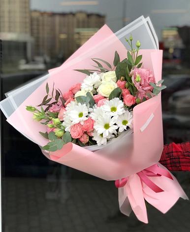 Букет цветов из: Розы, Лизиантусы и Хризантемы в Еремизино-Борисовской