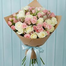 Букет цветов из:  Розы в Еремизино-Борисовской