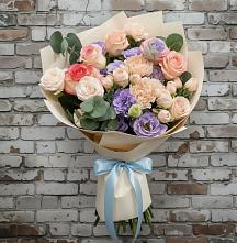 Букет цветов из:  Розы, Лизиантусы и Гвоздики #REPLACE_PRED# Еремизино-Борисовской